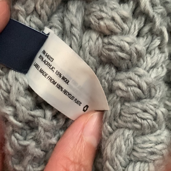 Gap Knit Wool Acrylic Circle Wraparound Infinity Scarf - Picture 3 of 3